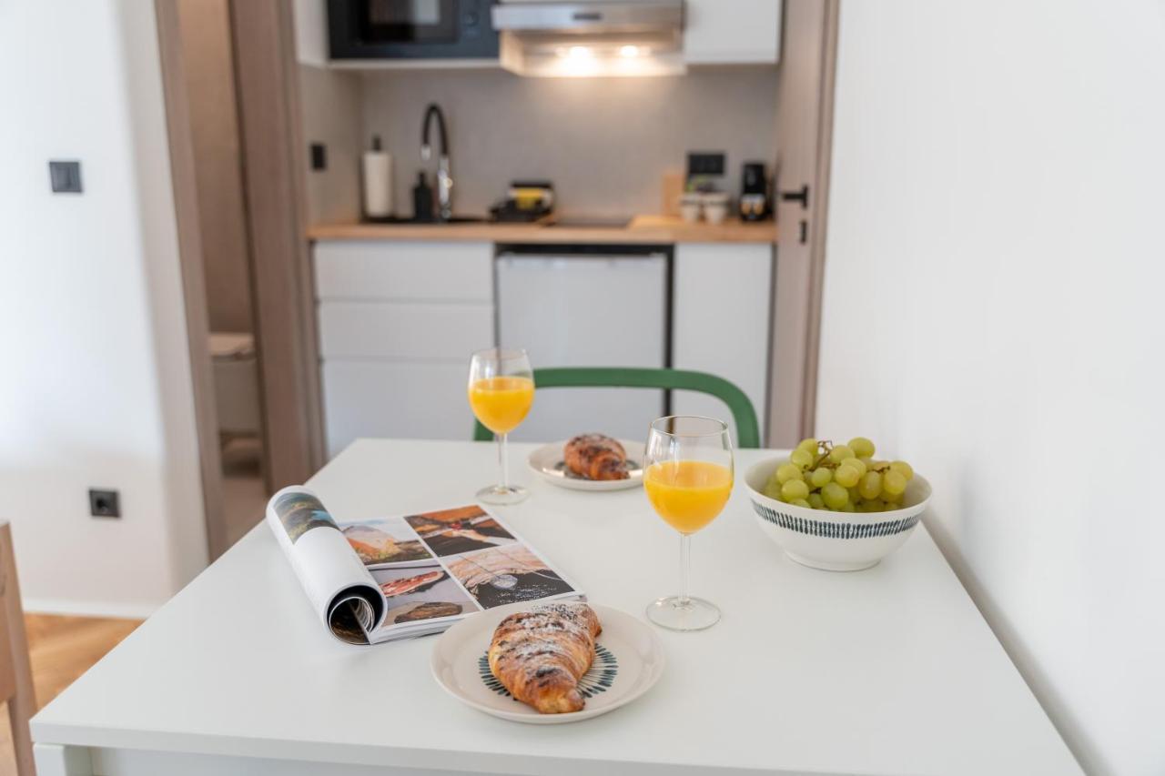 New! D31 Studio W2 Bikes, Sunny Terrace & Parking Rovinj Exterior foto